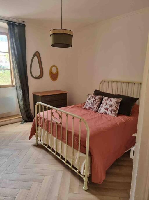 קורטה Appartement Au Coeur De La Ville מראה חיצוני תמונה