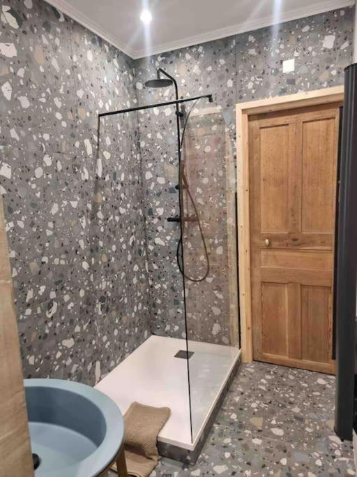 קורטה Appartement Au Coeur De La Ville מראה חיצוני תמונה